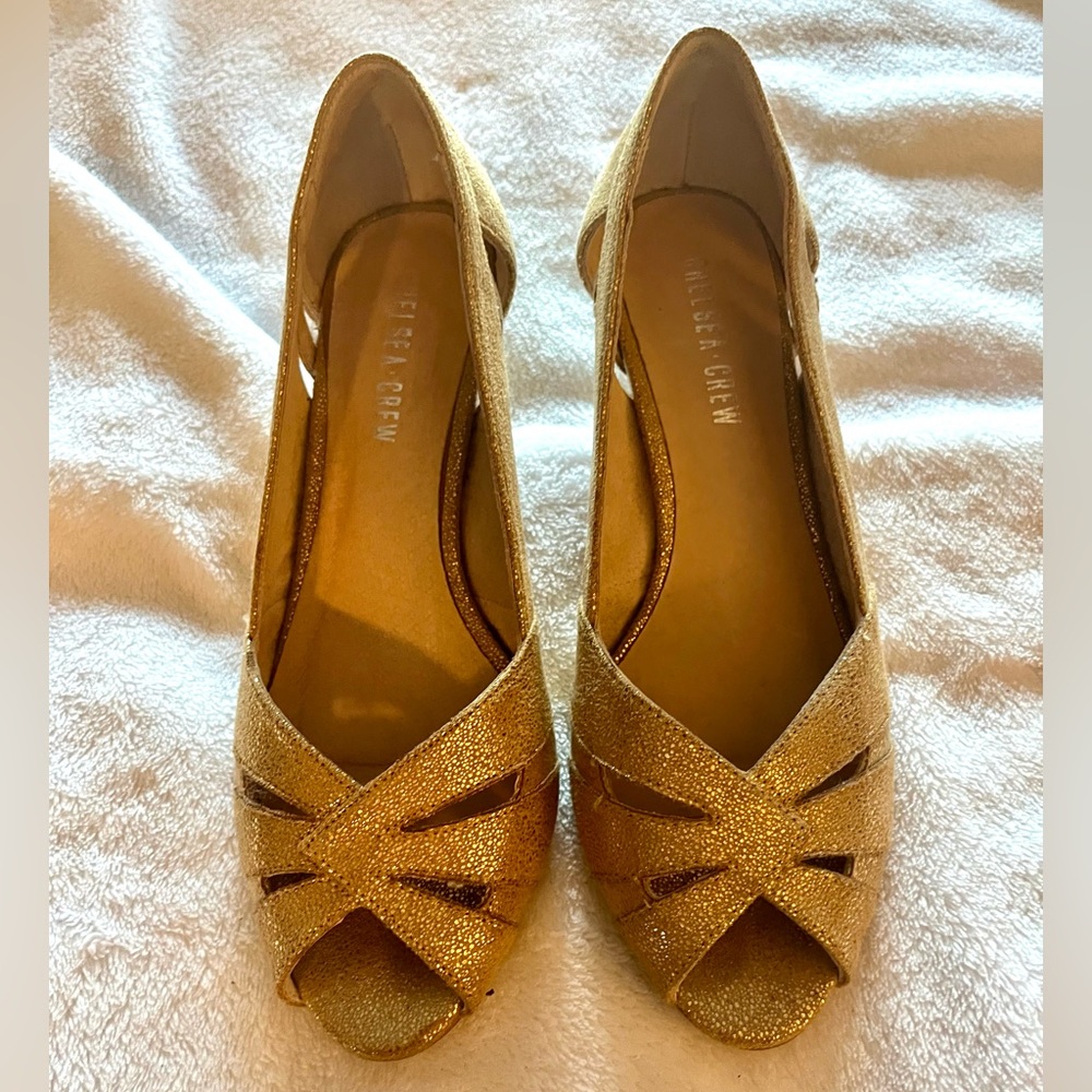 Chelsea Crew Gold Peep-Toe Heels